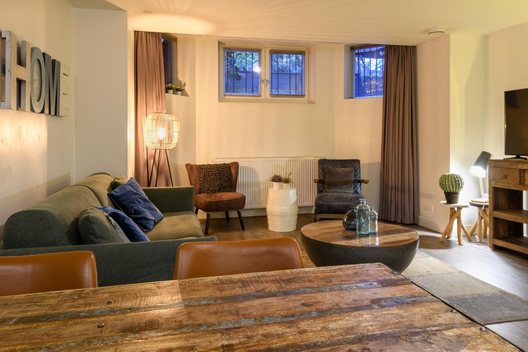 Hotel Oranjestaete Nijmegen Bagian luar foto