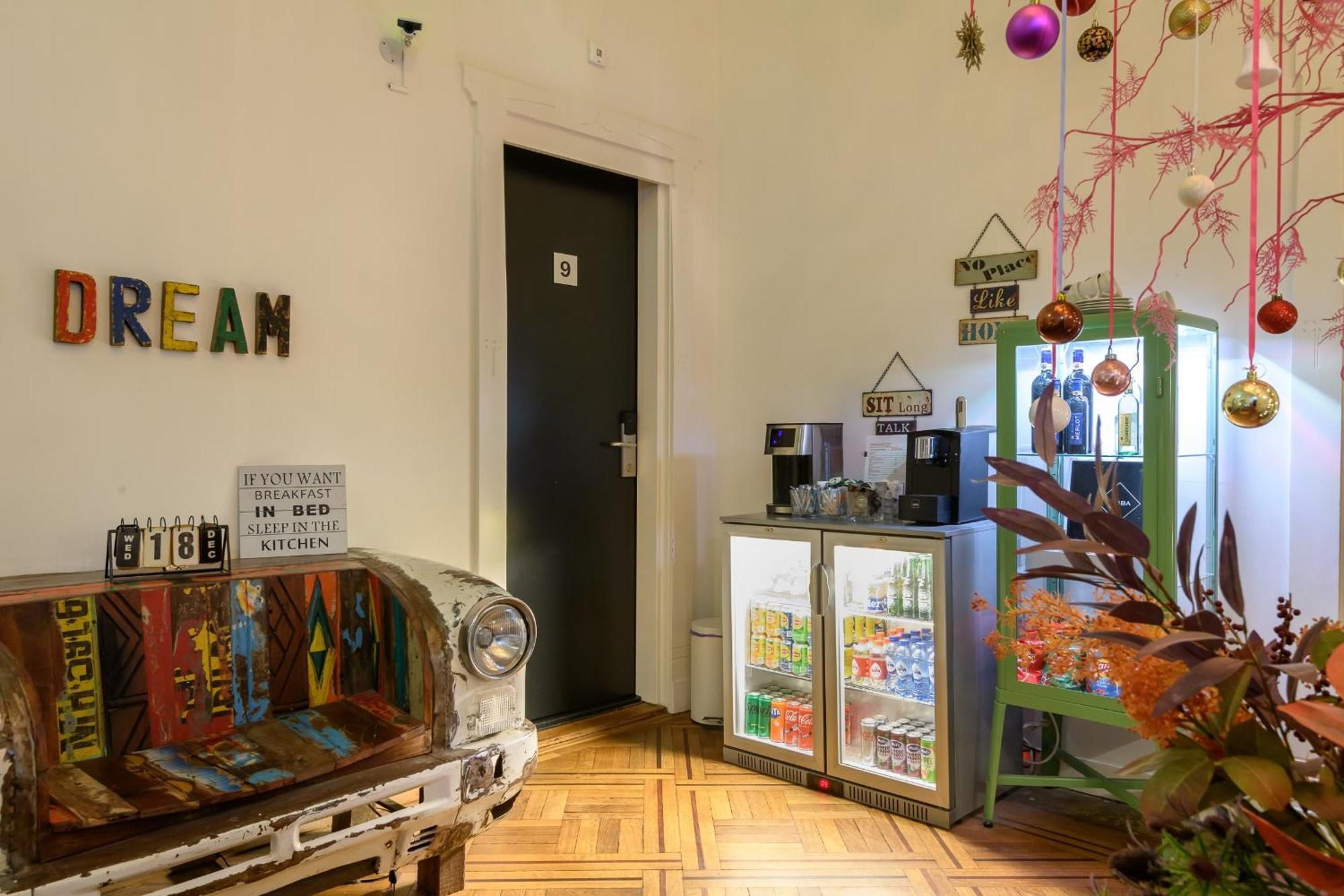 Hotel Oranjestaete Nijmegen Bagian luar foto